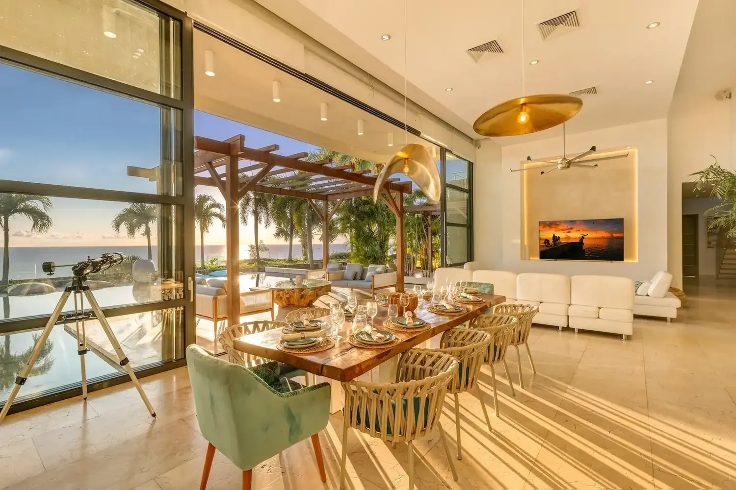 Villa Emeraude interior opening onto the Caribbean