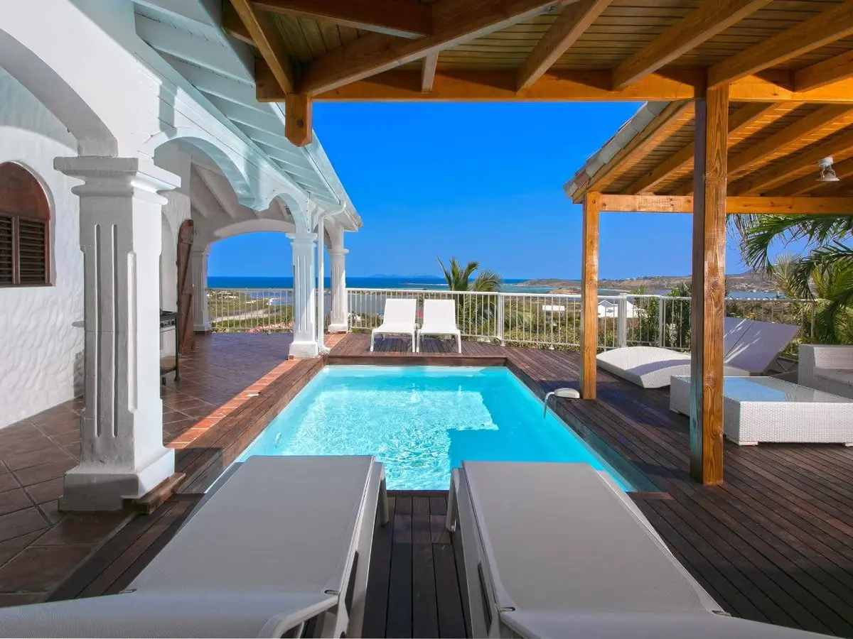 Maison de trois chambres avec piscine privée à la Baie Orientale
